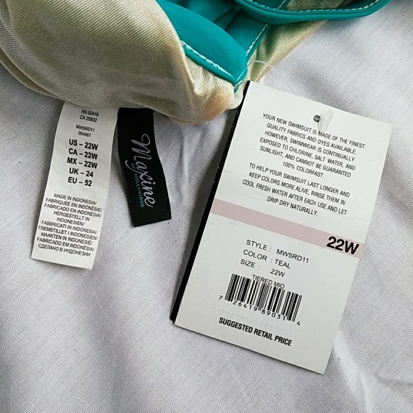 Maxine of Hollywood Plus Size Tiered 1-Pc Swimsuit - Picture 8 of 8